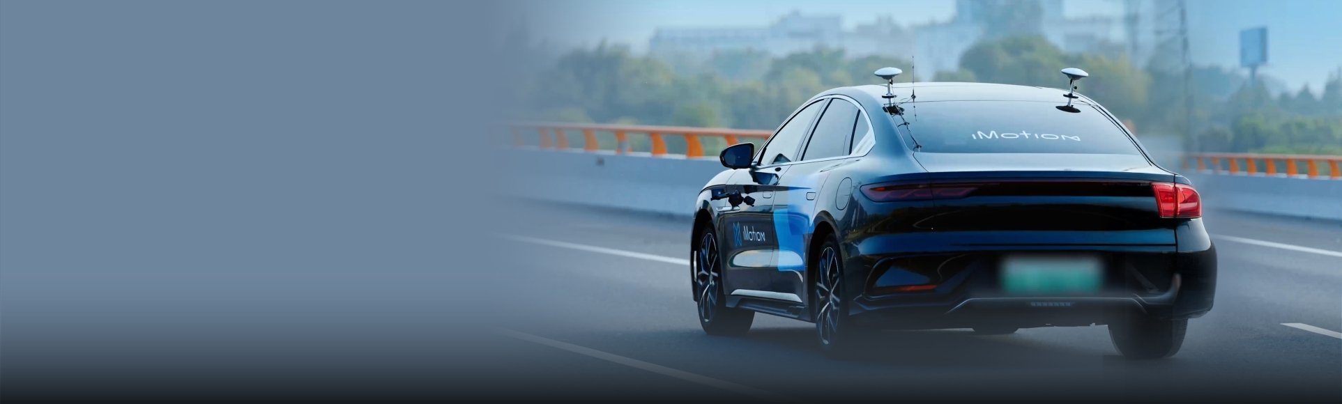 Elektrikli Porsche Cayenne’in iç mekan tasarımı paylaşıldı